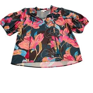 THML Multicolor Floral Print Short Sleeve Blouse Size M